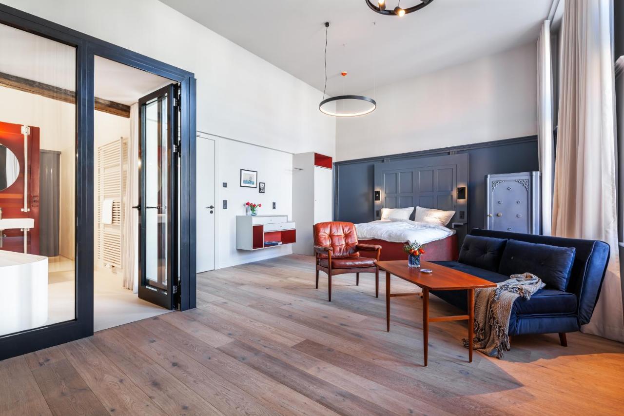 Hotel Die Reederin Lubeck Bagian luar foto