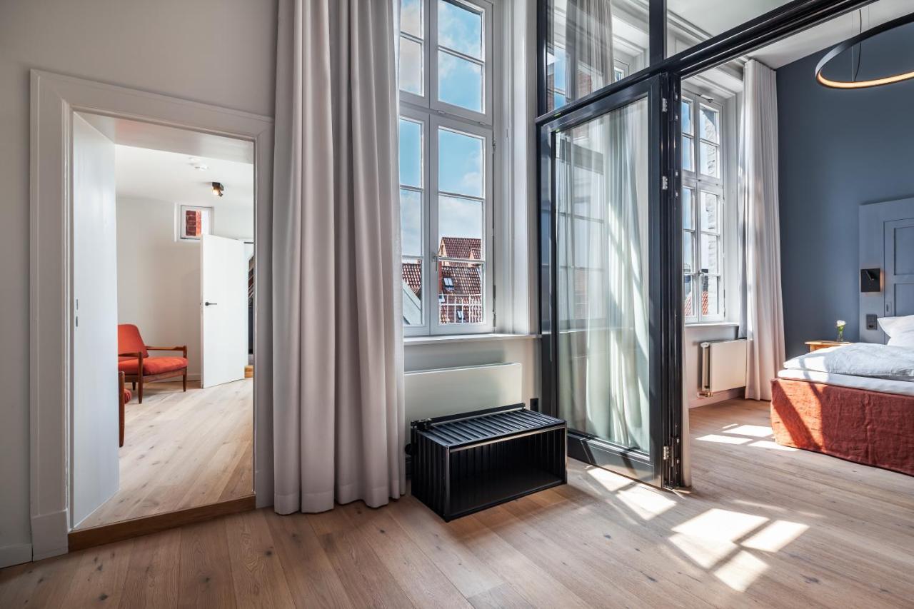 Hotel Die Reederin Lubeck Bagian luar foto